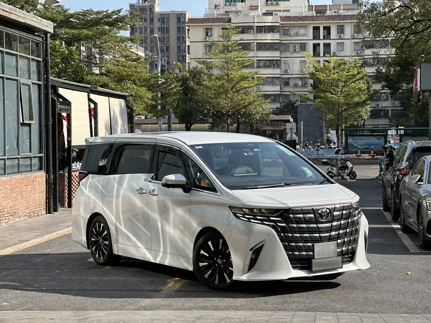White Toyota Alphard from the CrossBorder MPV operating fleet